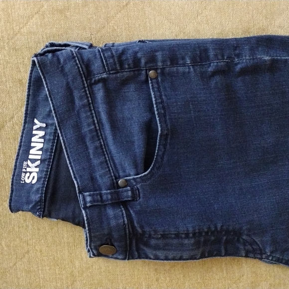 NY&C low rise skinny jean - Picture 4 of 4